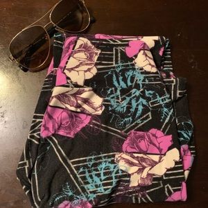 LulaRoe OS Leggings NEW